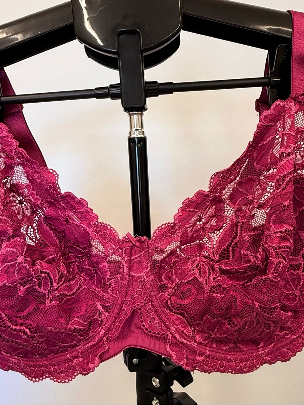 Underwire Lace Bra in Berry Pink 42DD